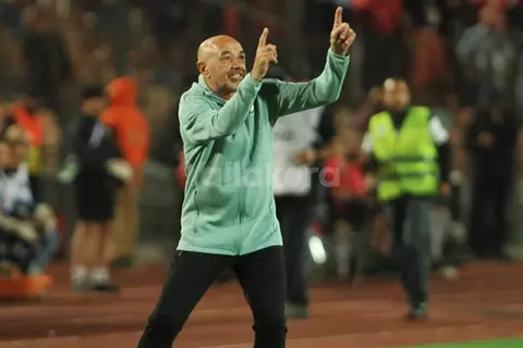 الزمالك يعلن دفع مستحقات باتشيكو.. ورفع إيقاف القيد خلال أيام 